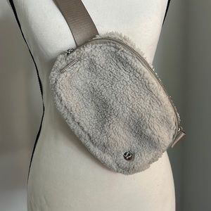 Lululemon sherpa crossbody